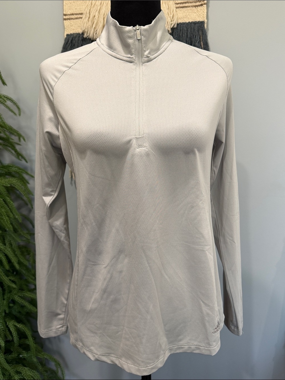 Adidas Golf Quarter Zip Pullover M Lightweight Athletic Top Neutral Medium